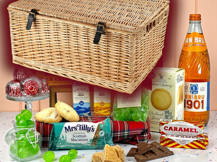 The Wee Yin – Scottish Sweet Treats Box - Scottish Hampers