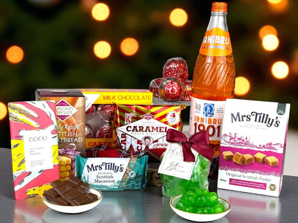 Wee Yin Christmas Treats Box - Scottish Hampers