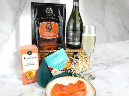 Prosecco, Crab & Smoked Salmon Hamper