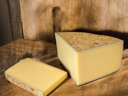 Dunlop Organic Traditional Scottish Cow's Milk Cheese