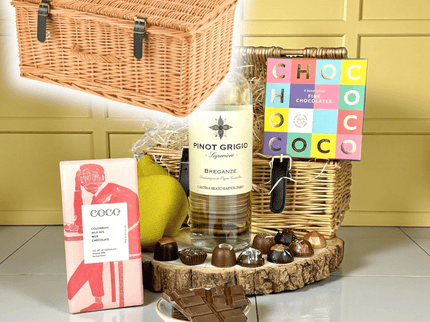 White Wine & Chocolates - Scottish Hampers