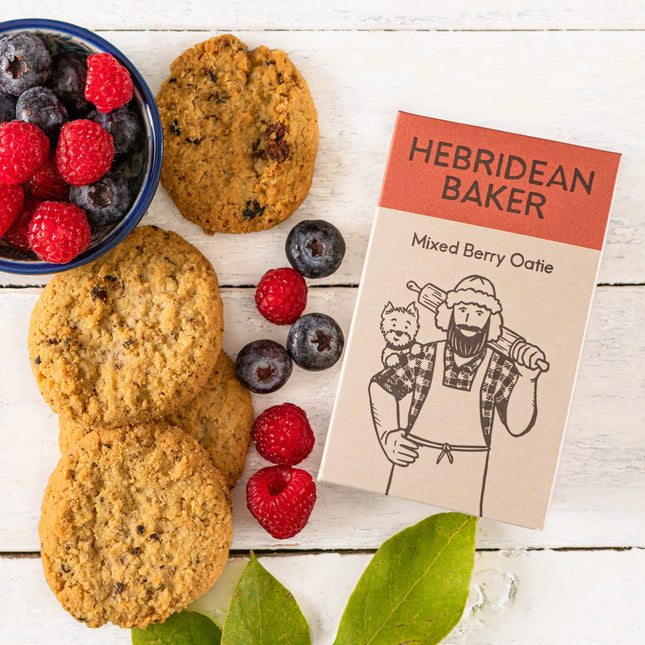 Mixed Berry Oaties Hebridean Baker - Scottish Hampers