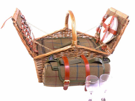 Scottish Feast with Red Wine