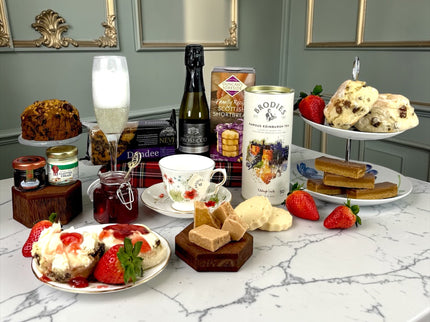 Afternoon Tea Treat Hamper With Prosecco - Scottish Hampers