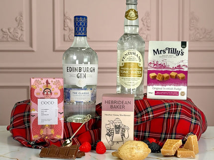 Edinburgh Gin and Chocolate Indulgence Hamper with gin, fudge, chocolate bar and shortbread in luxury gift packaging
