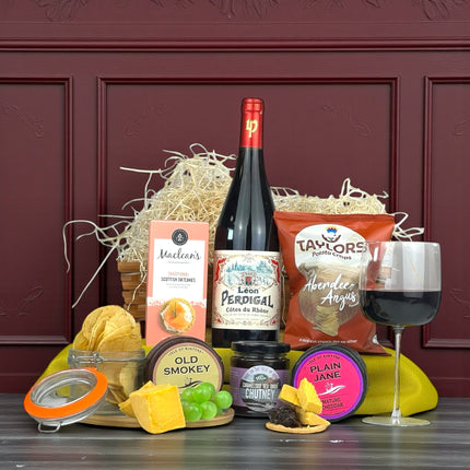 Red wine and cheese gift box with Scottish Isle of Kintyre cheddars, French red wine, oatcakes and chutney from Scottish Hampers