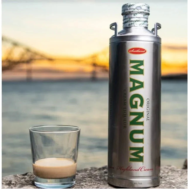 Magnum Scottish Whisky Cream Liqueur 70cl - Scottish Store & Deli