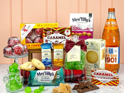 Wee Yin Scottish Treats Box - Scottish Hampers
