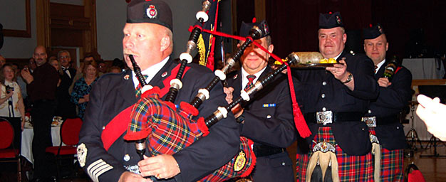 Macsween Ceremonial or Chieftain Haggis being piped in 